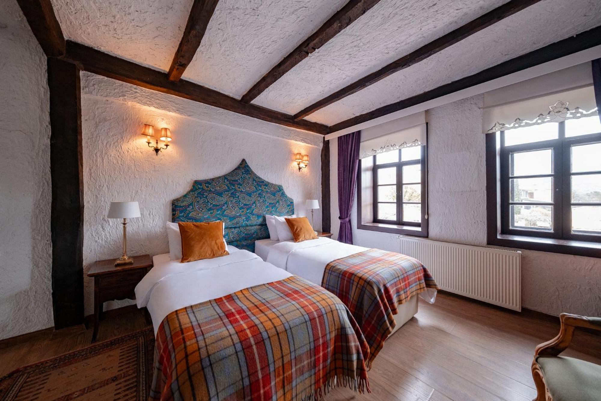 Manici Kasri Hotel Kucukkuyu Buitenkant foto