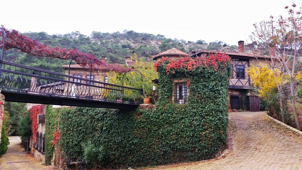 Manici Kasri Hotel Kucukkuyu Buitenkant foto