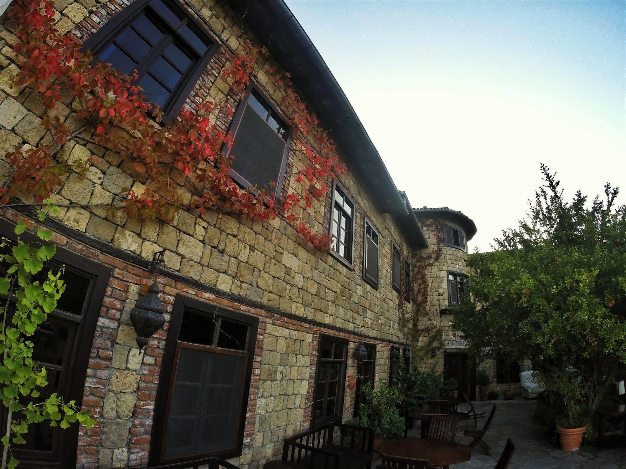 Manici Kasri Hotel Kucukkuyu Buitenkant foto