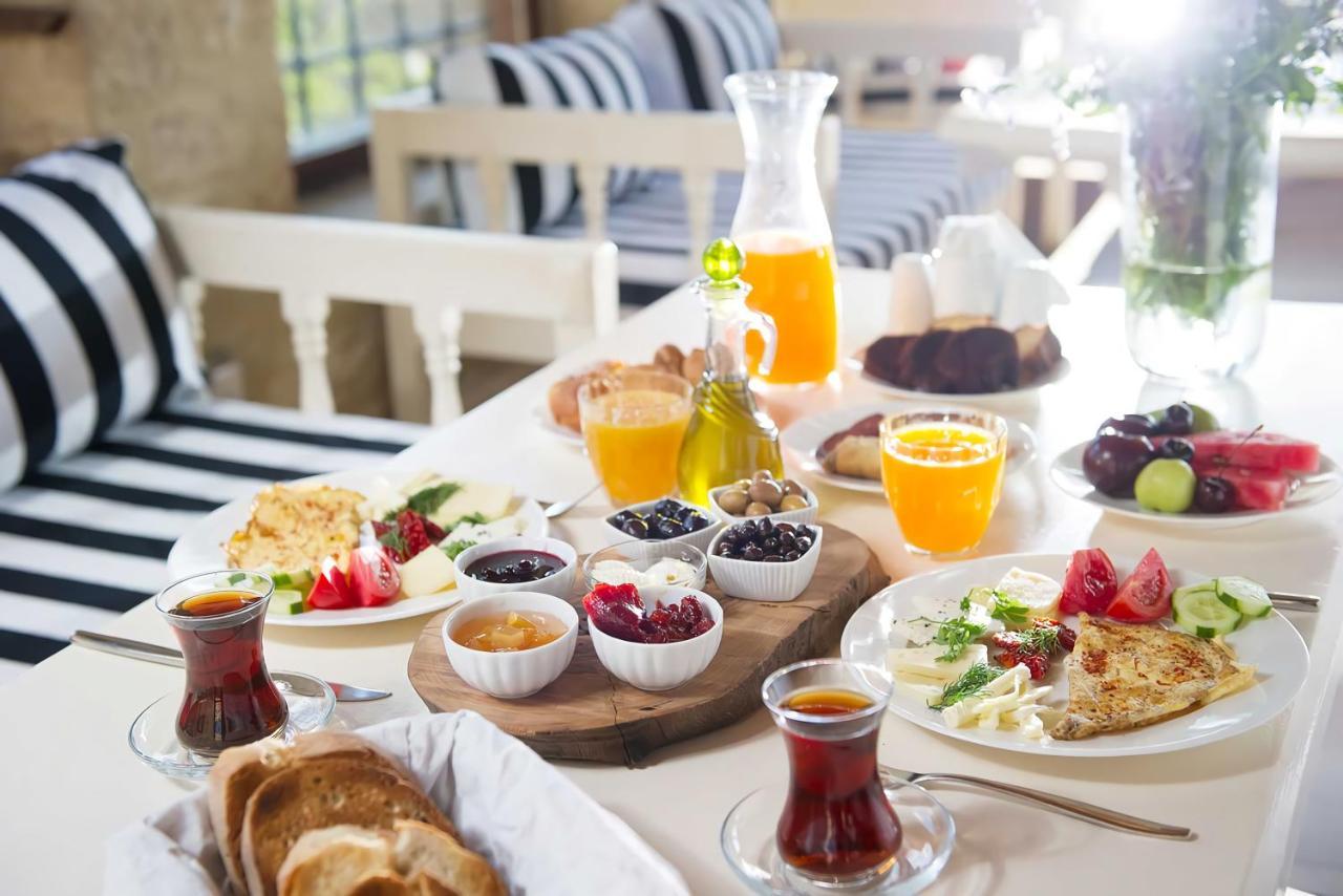 Manici Kasri Hotel Kucukkuyu Buitenkant foto